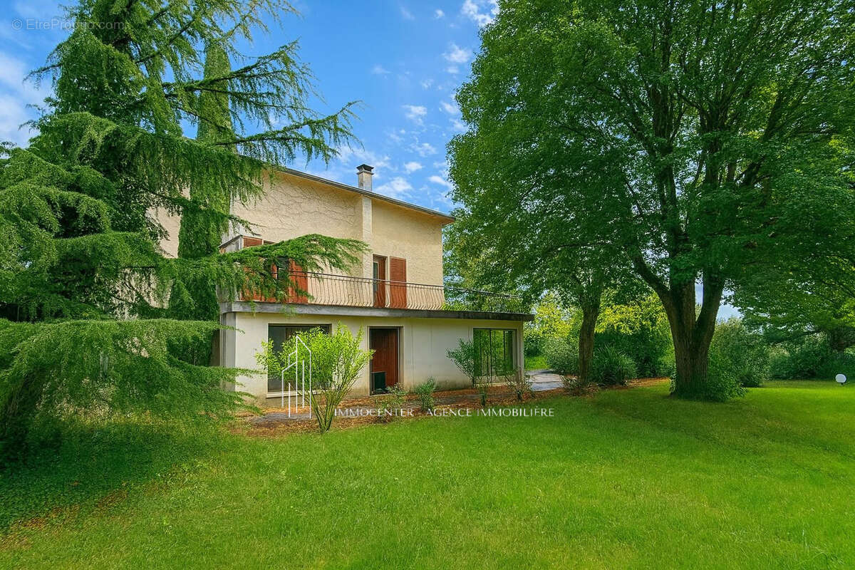 Maison à CHEYSSIEU