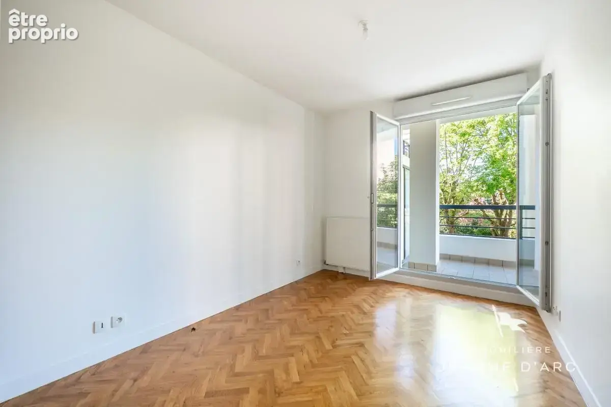 Versailles – Quartier Montreuil - 3 pièce 63,82 m² - Balcon - Stationnement Sous sol - Ascenseur- Cave - photo 8