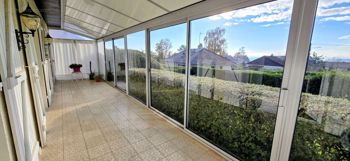 Maison à BELLENEUVE