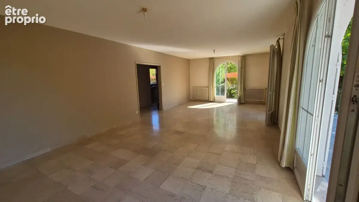 Pavillon Plain-Pied sur terrain clos et arboré, 3 chambres, proche bus et commerces - photo 25