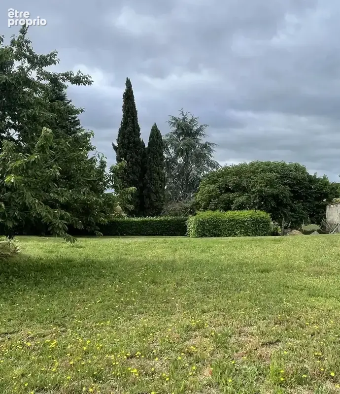 Terrain à MARTRES