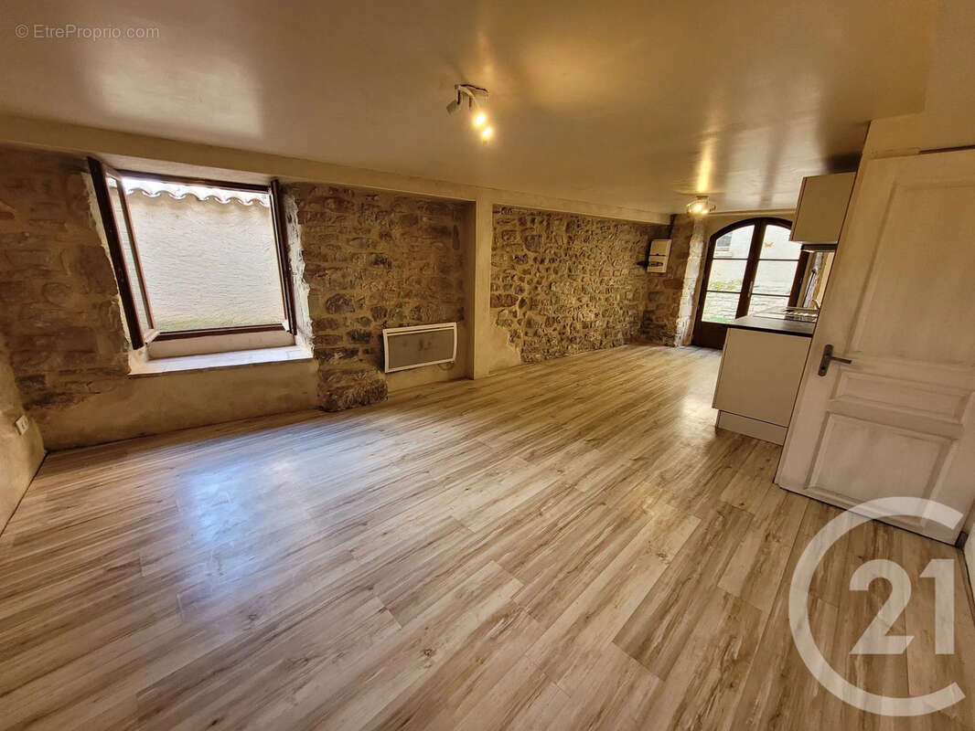 Maison 54 m² à Penne  - photo 4