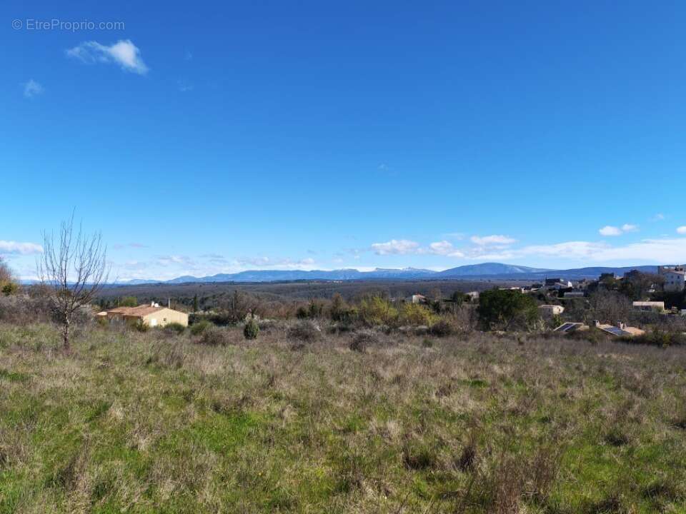 Terrain à MONTMEYAN