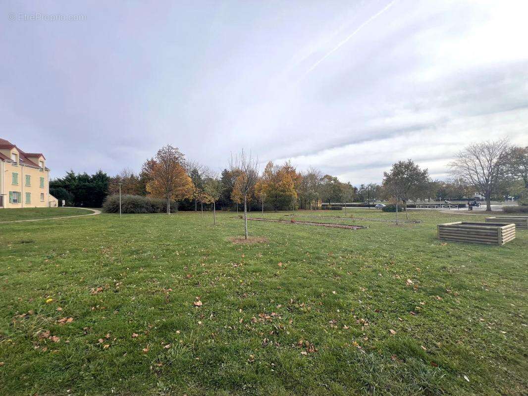 Appartement à VILLEPREUX