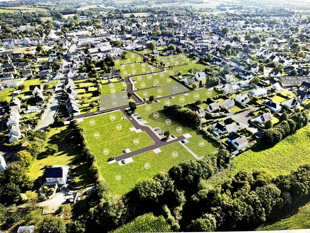 Terrain à BRIEC