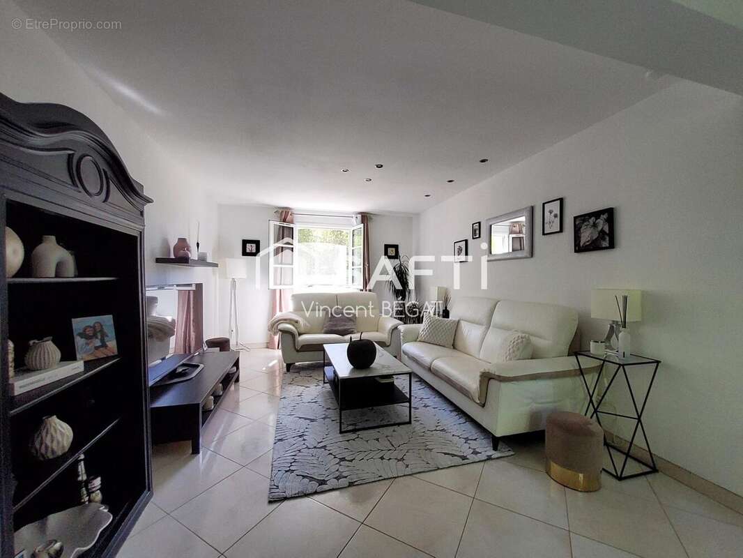 Photo 5 - Maison à VOULX