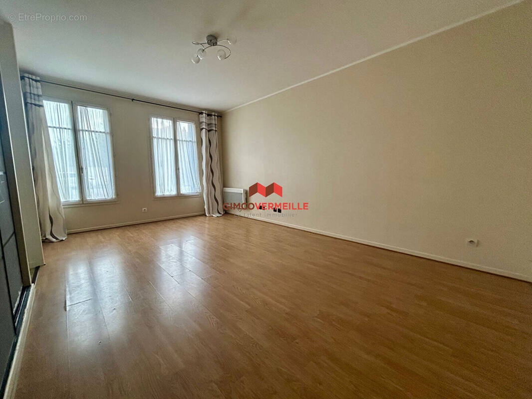 Appartement à CARRIERES-SOUS-POISSY