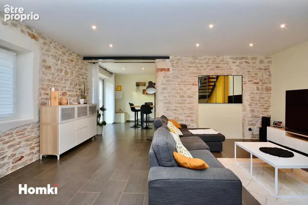 Maison/Villa T5 de 138 m² à Villefranche-sur-Saône 69400 - photo 5
