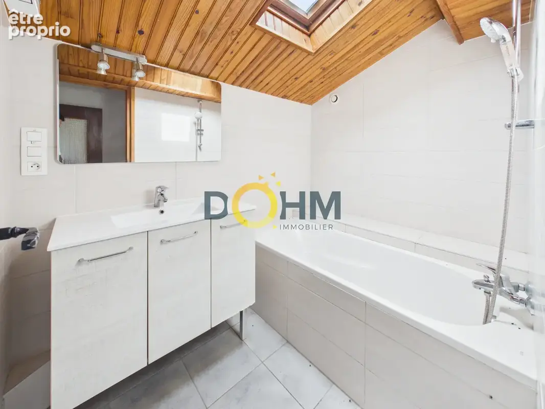 Maison des années 70/80 - 76 m2 sur 660 m2 de terrain clos - photo 10