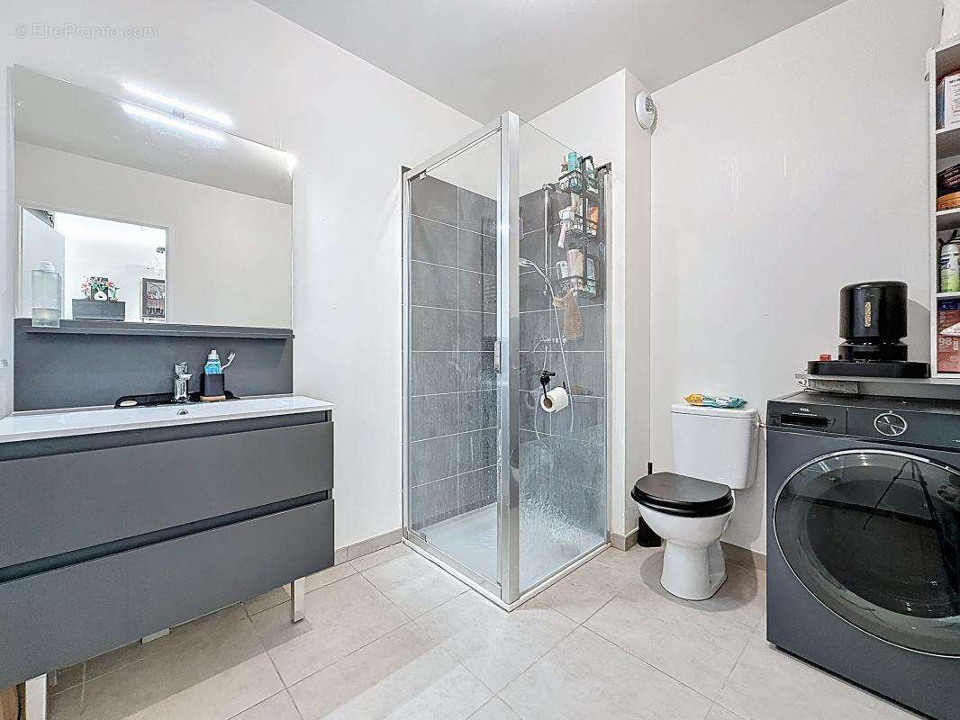 Appartement à PONT-EVEQUE