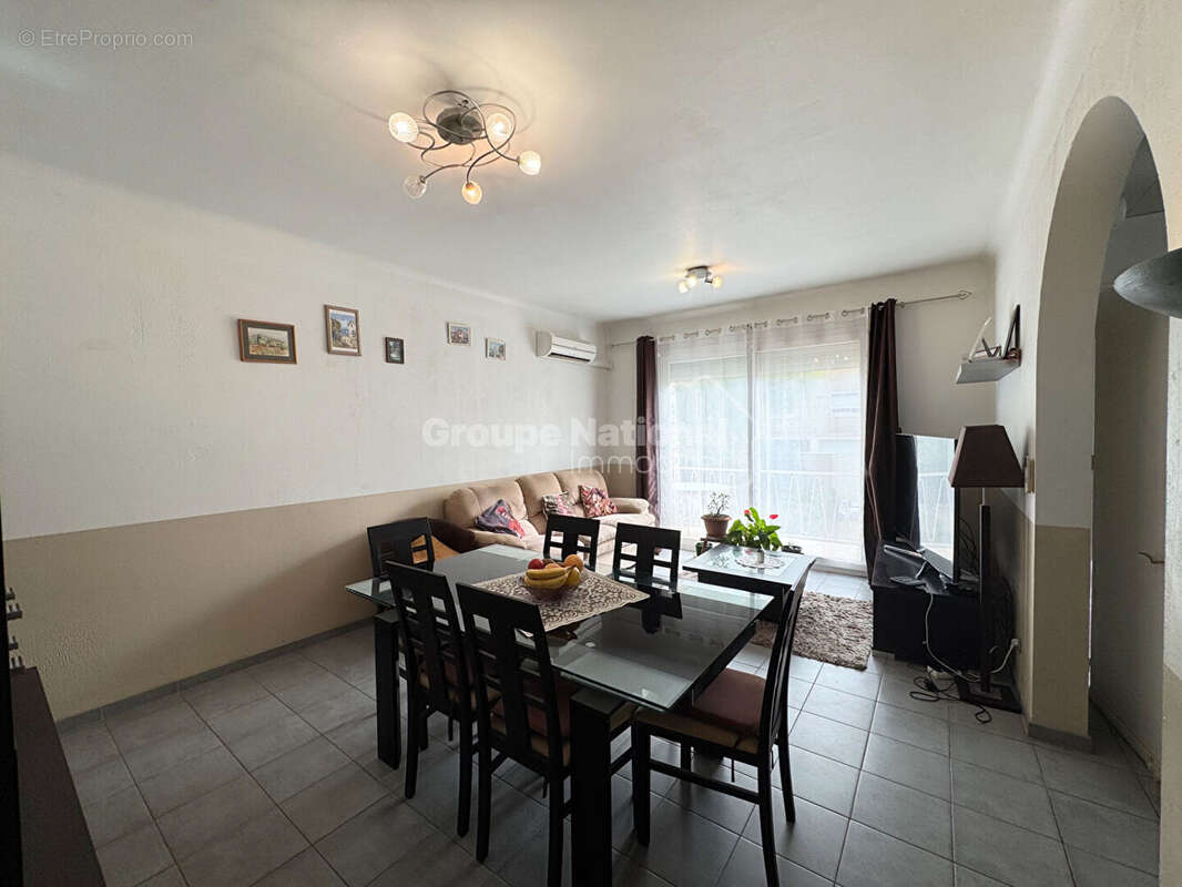 Maison à BAGNOLS-SUR-CEZE