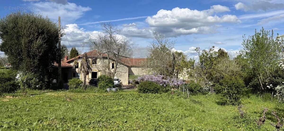 Maison à CASSAGNABERE-TOURNAS