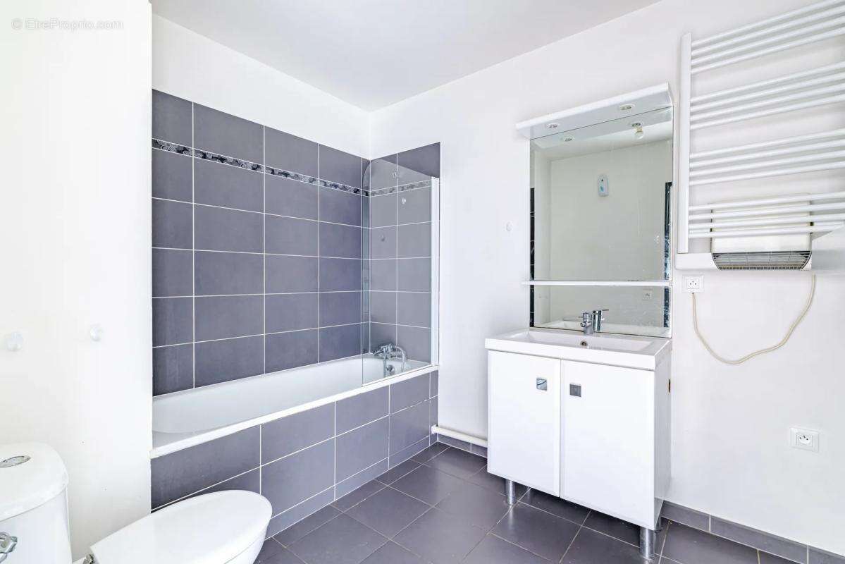 Appartement à VIGNEUX-SUR-SEINE
