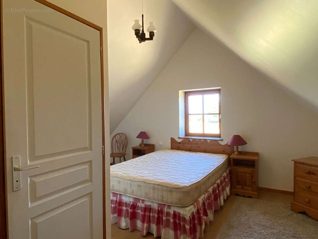 Maison à SAINT-LEOPARDIN-D'AUGY