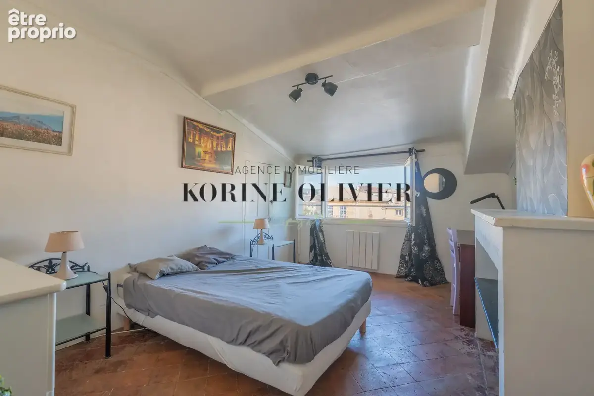 Aix-en-Provence « Cours Mirabeau » : Appartement de type 3/4 de 71 m2 en dernier étage - photo 6