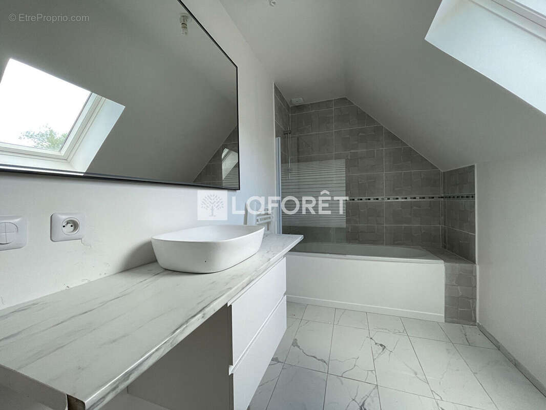 Maison à MAROLLES-EN-BRIE