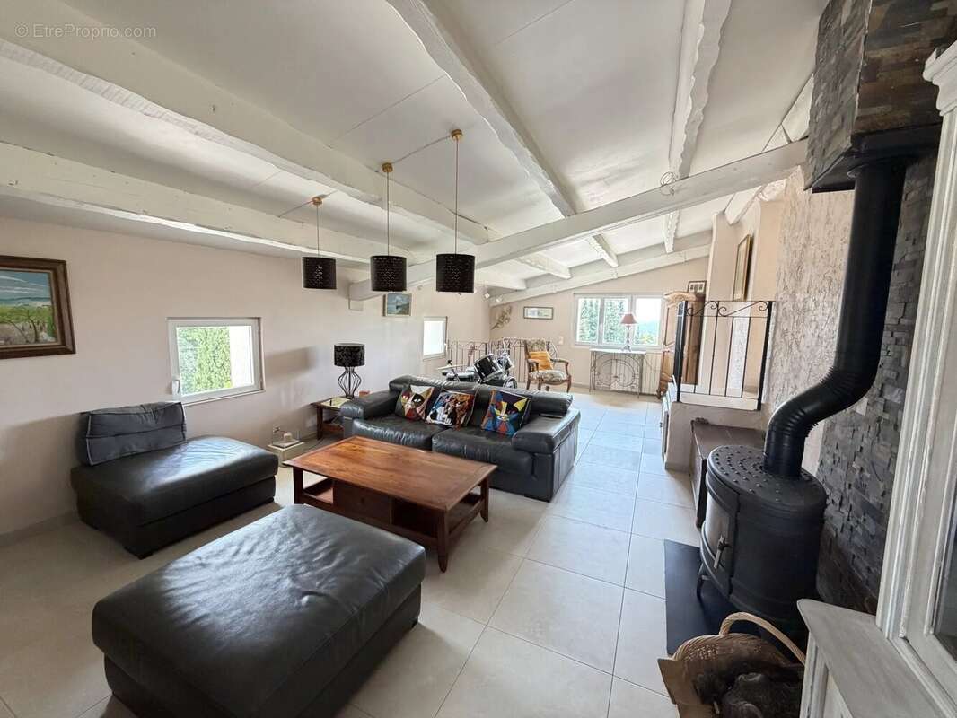 Bâtisse de caractère – 166 m² – Piscine – Chambres d’hôtes – Plus de 5 000 m² de terrain - photo 12