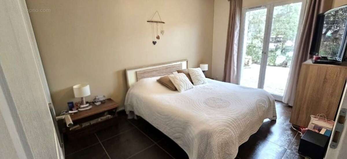 Maison à CUGES-LES-PINS