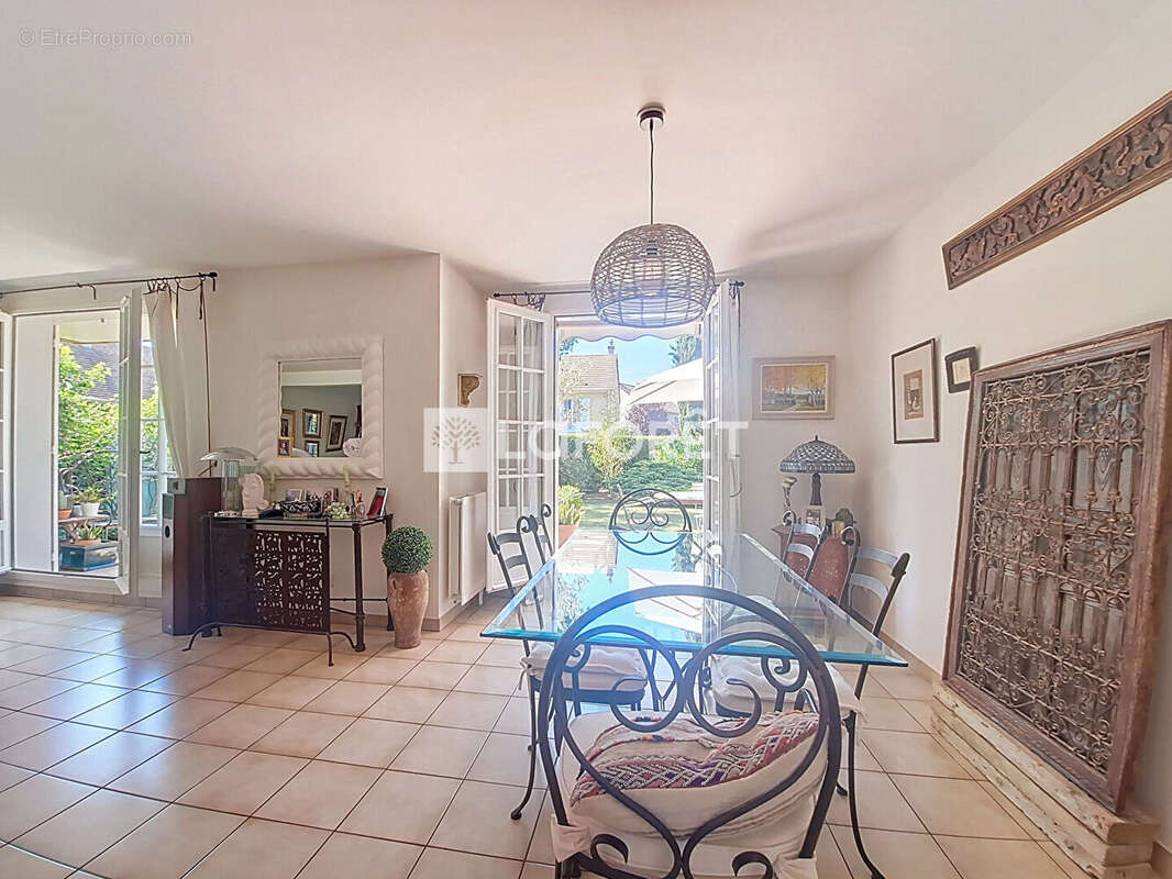 Maison à VERNOUILLET