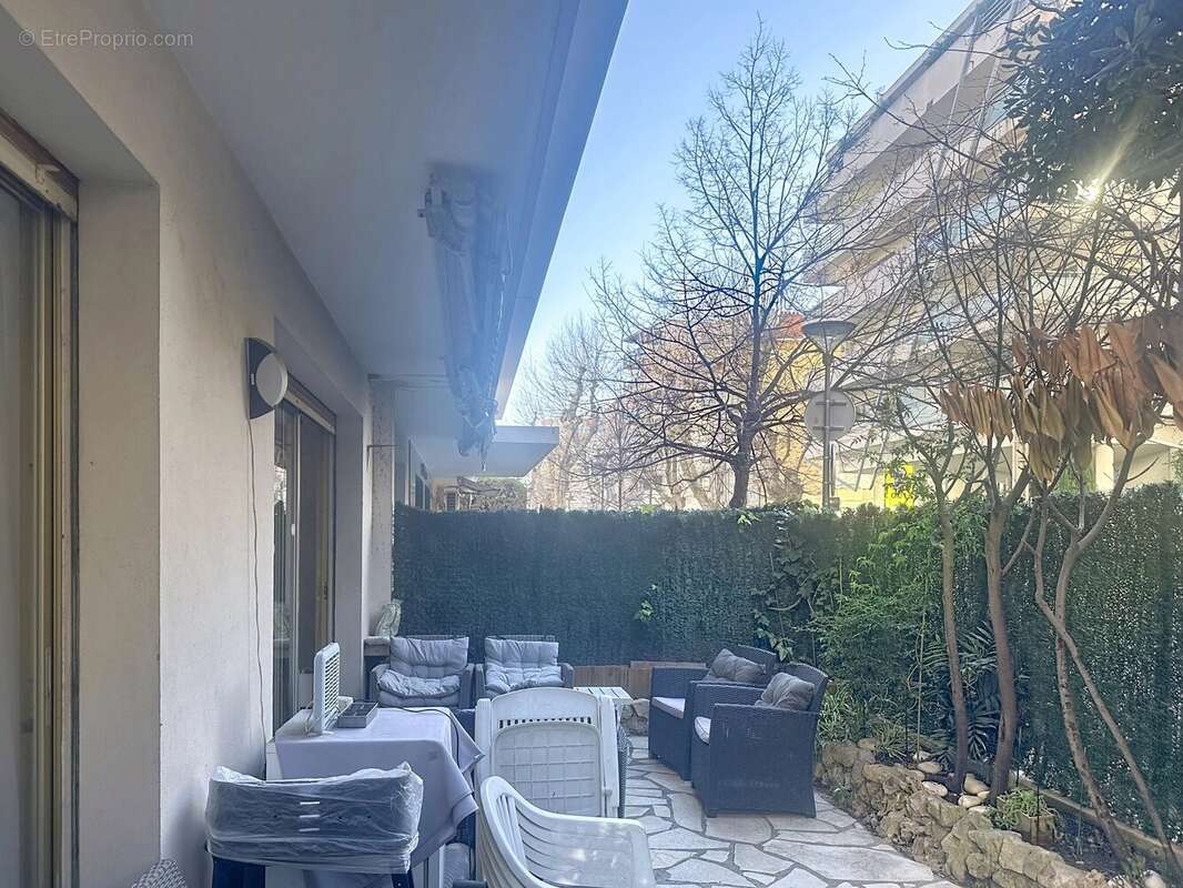 Appartement à CANNES