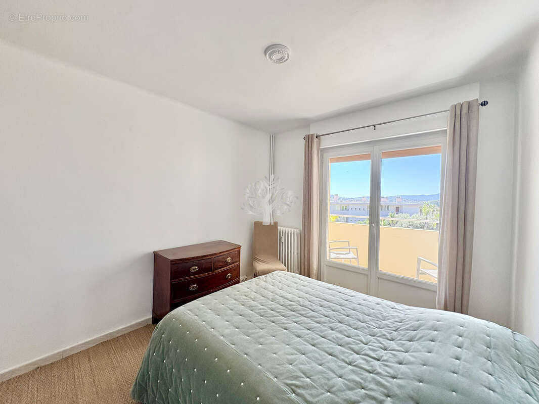 Appartement à SANARY-SUR-MER