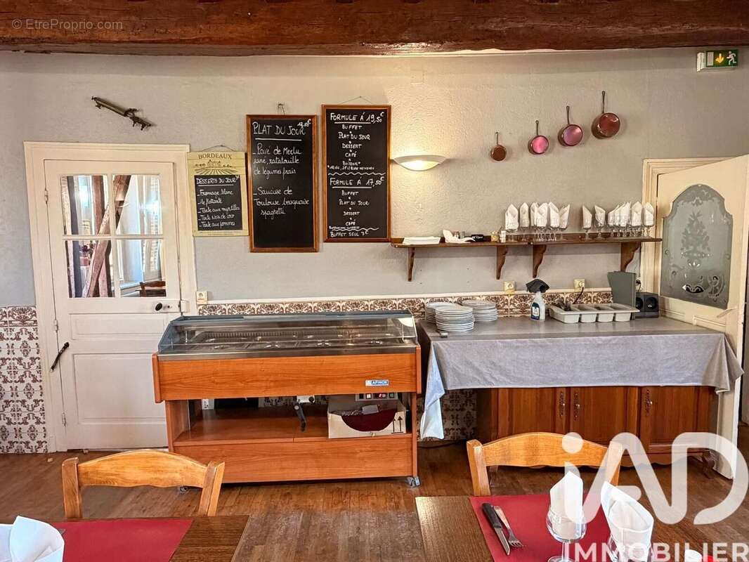 Photo 6 - Commerce à JOUY