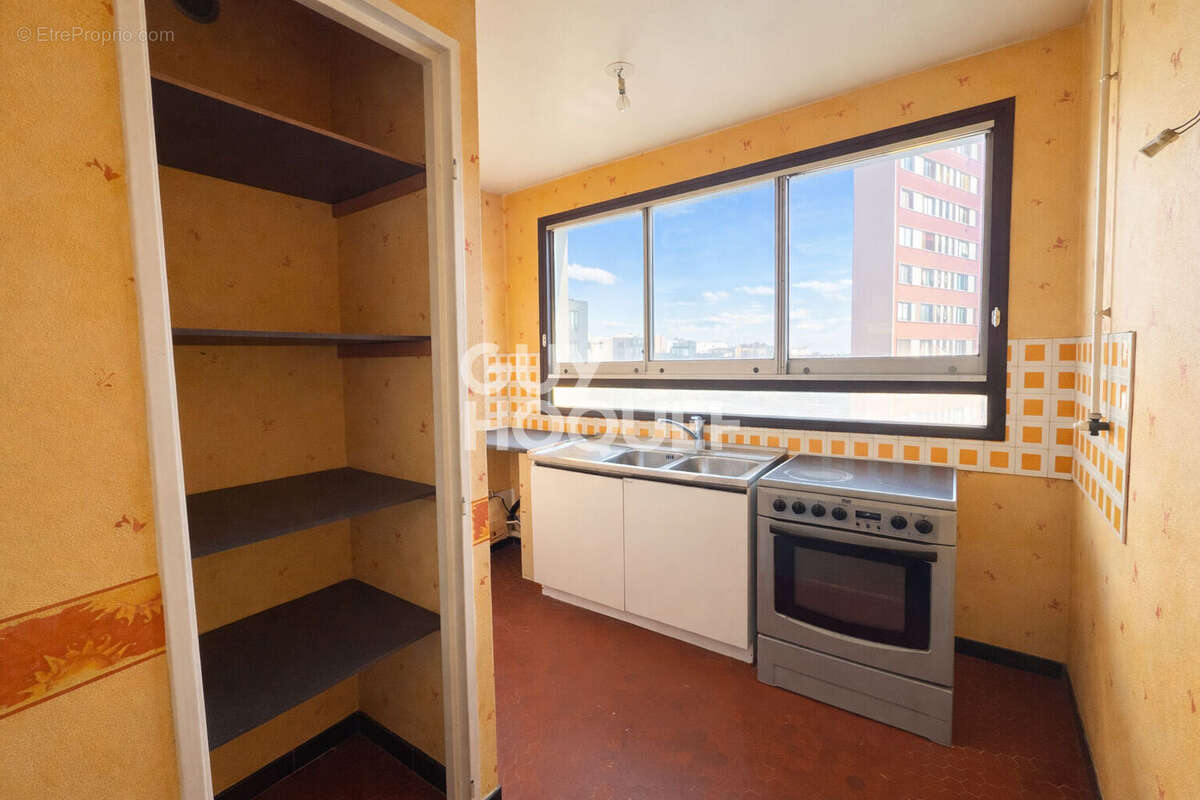 Appartement à SAINT-DENIS