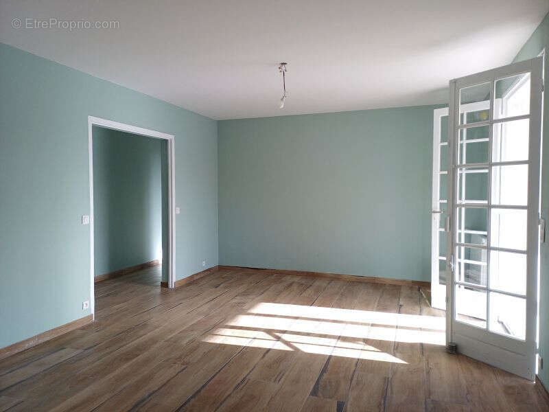 Maison à SAINT-GERMAIN-SUR-AY