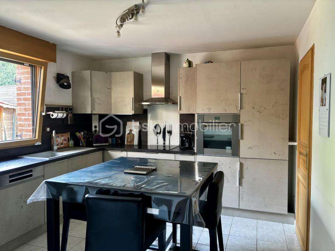 Maison individuelle 155 m² 6 pièces à Aubry-du-Hainaut - photo 7
