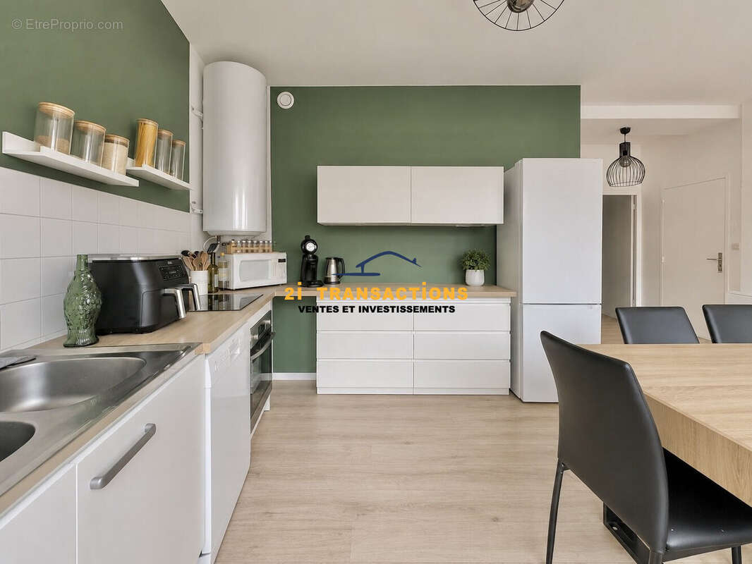 Appartement à LA TERRASSE-SUR-DORLAY