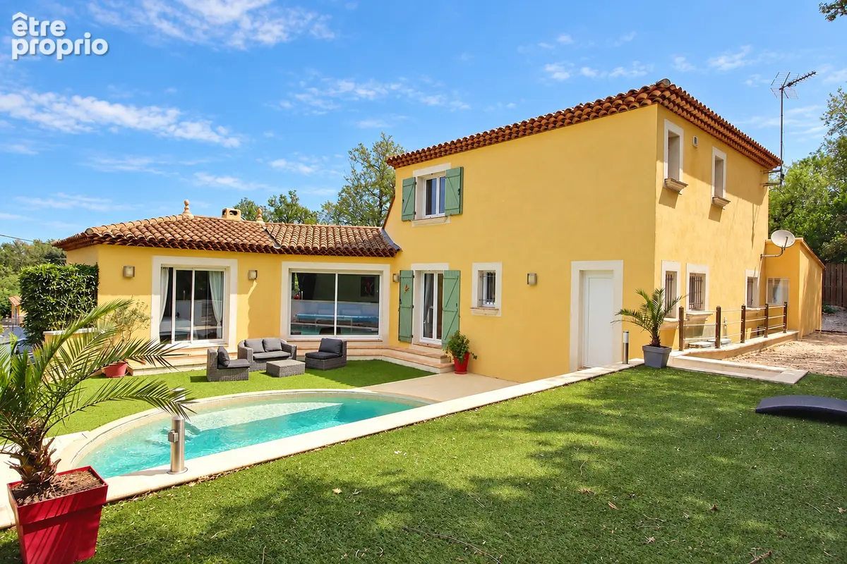 Photo Maison à Forcalqueiret au prix de 579 000€