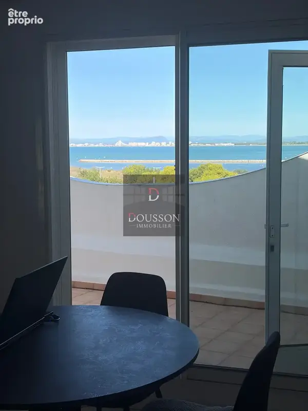 Exclusivité   Appartement P4 avec vue mer avec terrasse 105 m2 PARKING ET DOUBLE GARAGE - photo 4