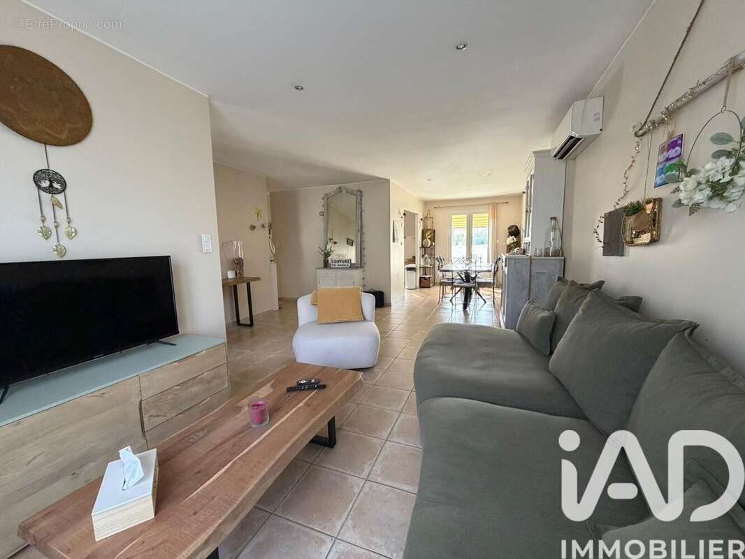 Photo 4 - Maison à SORGUES