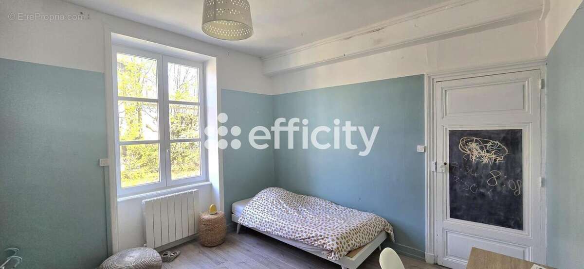 Maison à VILLEFRANCHE-SUR-SAONE