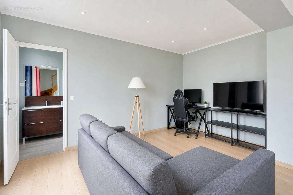 Appartement à CHAVILLE