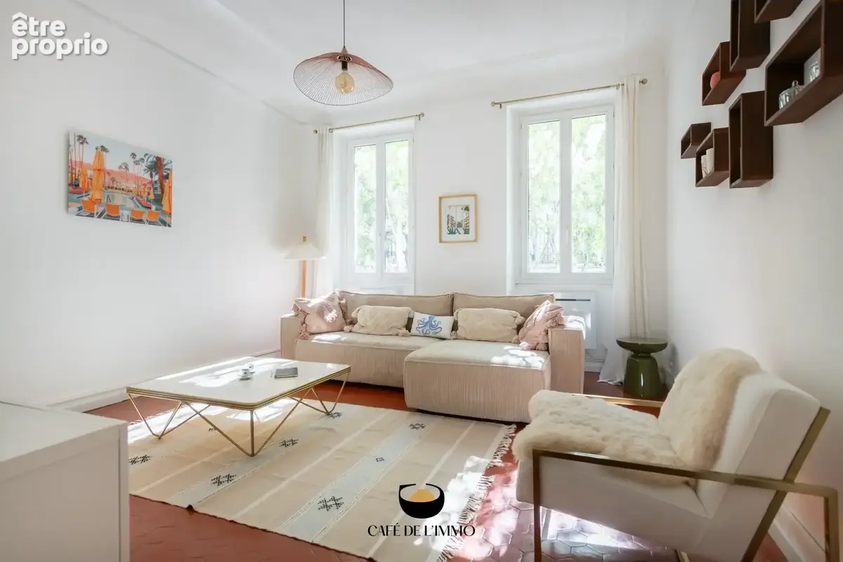 Appartement à MARSEILLE-7E