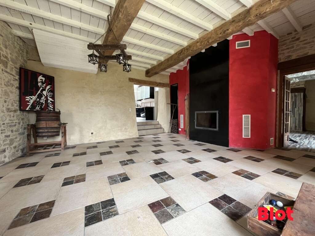 Maison à BAIN-DE-BRETAGNE