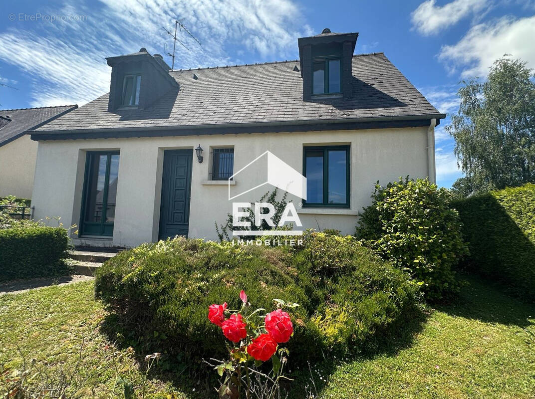 Maison à ETRELLES