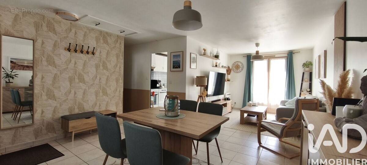 Photo 1 - Maison à LA RICHE