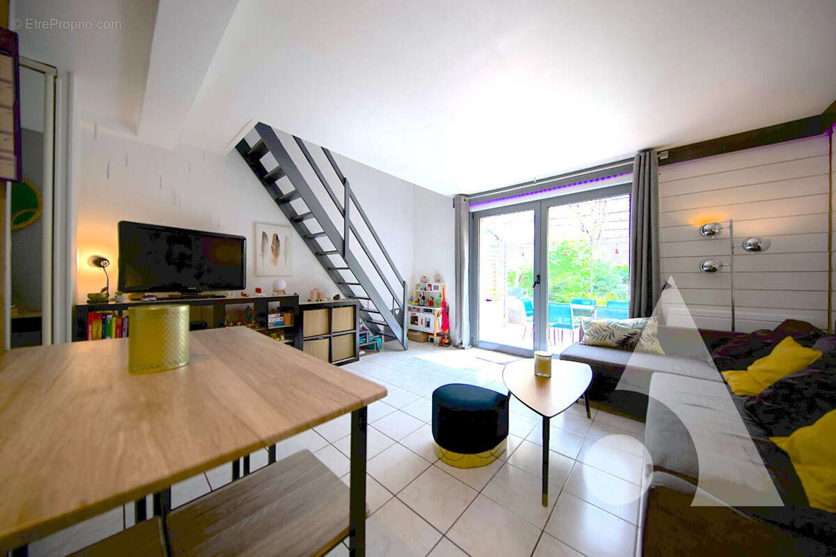 Appartement à SAINT-GERMAIN-LES-CORBEIL