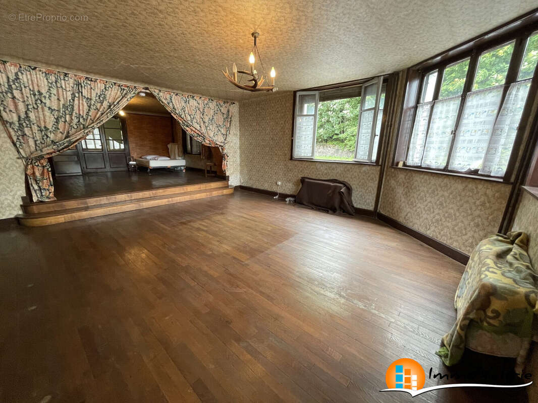 Maison 306 m² à Gripport  - photo 8