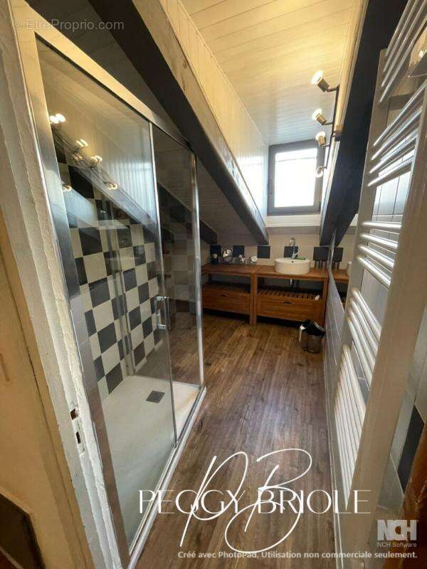 Maison à LES ANGLES