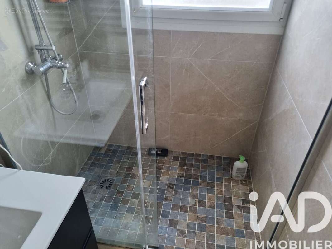 Appartement 29 m² à Arpajon  - photo 5