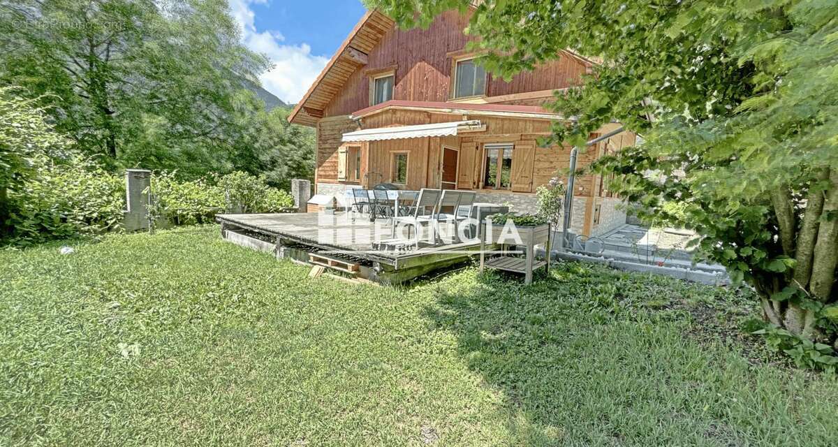 Maison à LA LECHERE