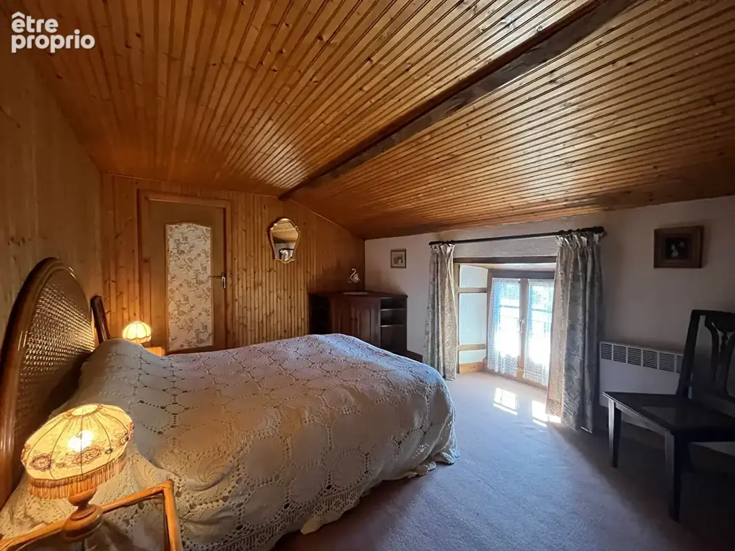 Maison en pierre 161m² avec grange et jardin - photo 7