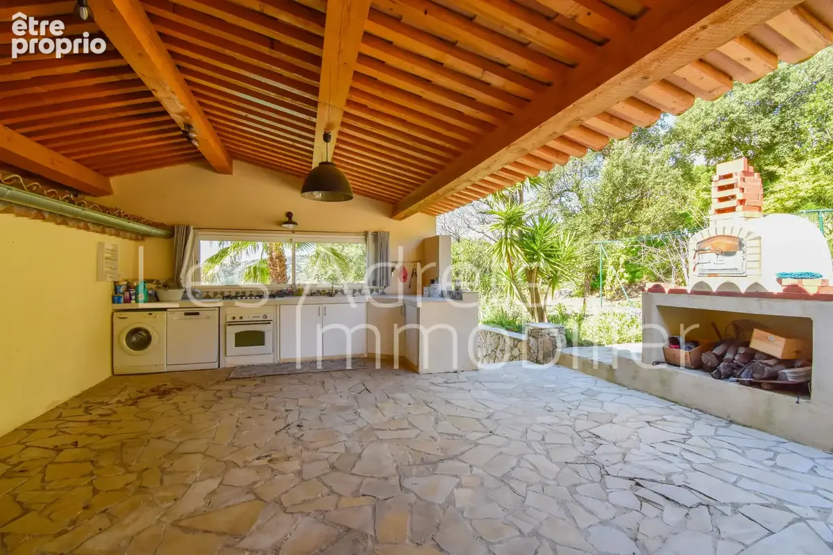 Propriété familiale avec dépendances - photo 5