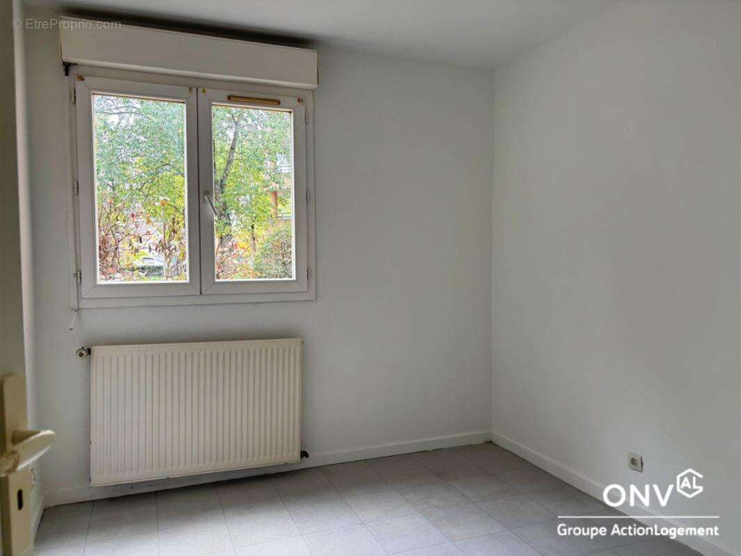 Appartement à L'ISLE-D'ABEAU