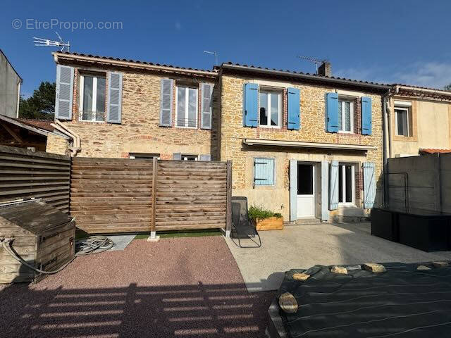Maison à MAREUIL-SUR-LAY-DISSAIS