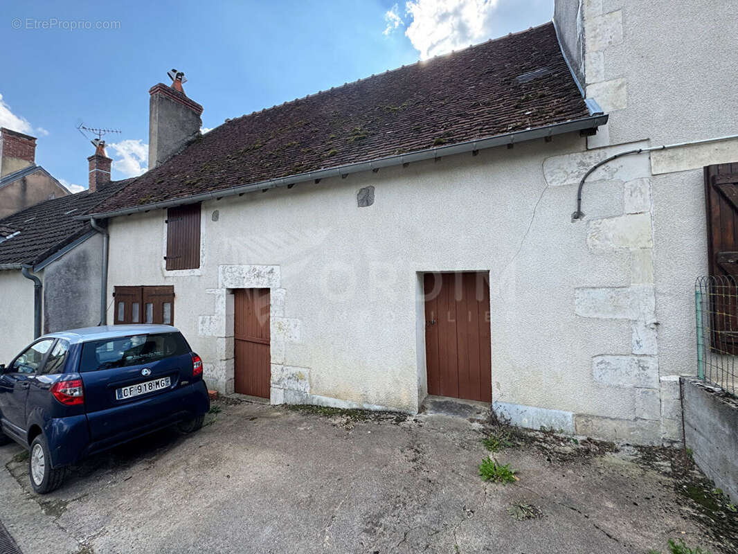 Maison à POUILLY-SUR-LOIRE