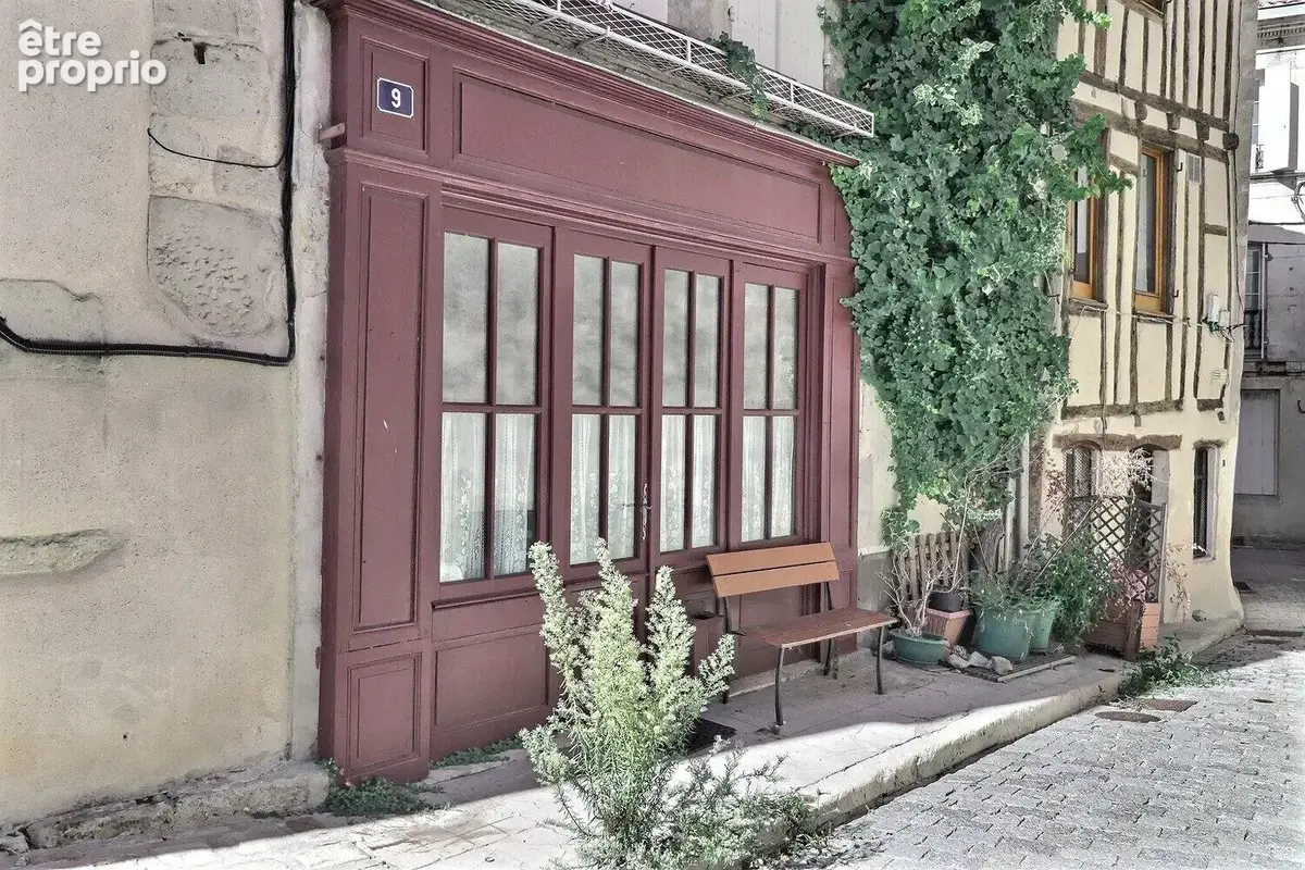 BAZAS – Maison de ville avec toit-terrasse - photo 9
